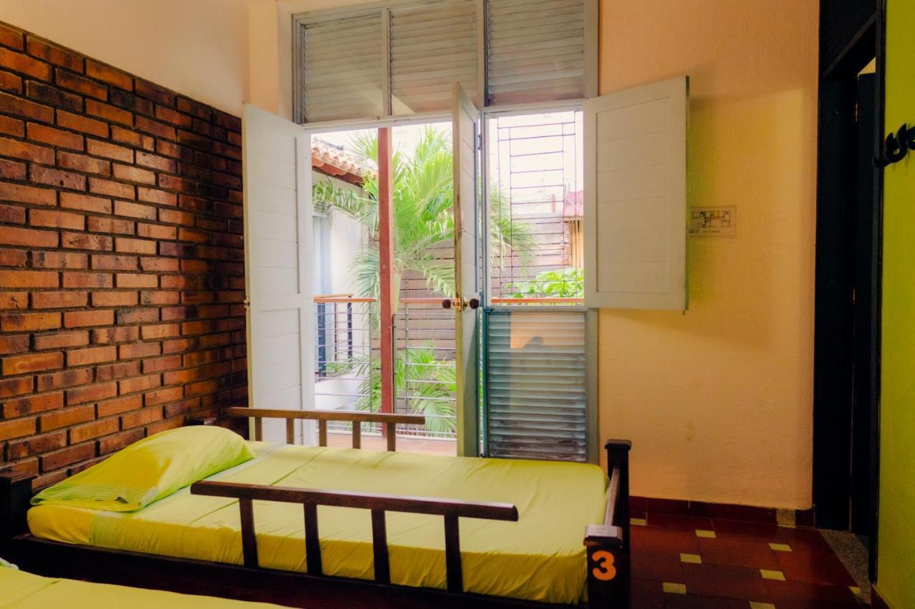 Aluna Hostel B&B Santa Marta  Ngoại thất bức ảnh