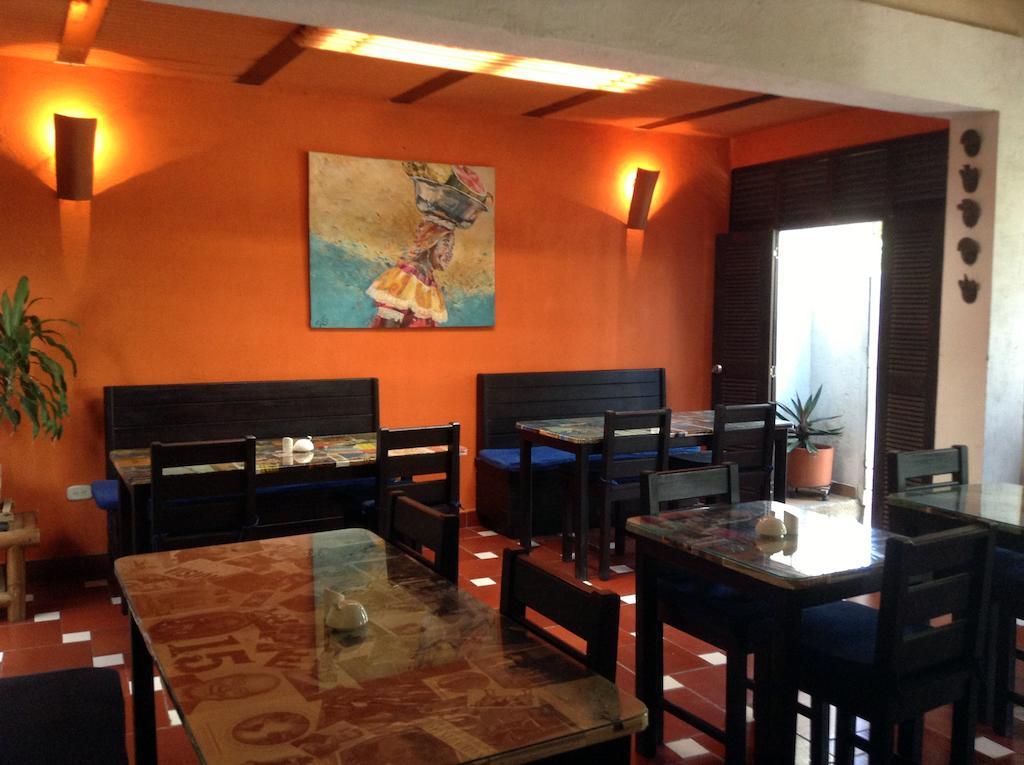 Aluna Hostel B&B Santa Marta  Ngoại thất bức ảnh